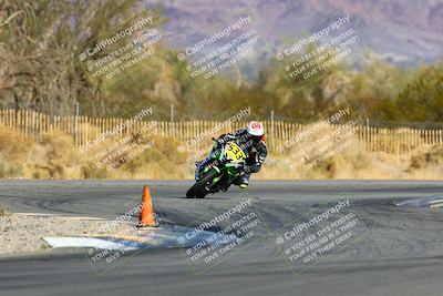 media/Jan-16-2022-CVMA (Sun) [[7f3d92989d]]/Race 3 Amateur Supersport Middleweight/